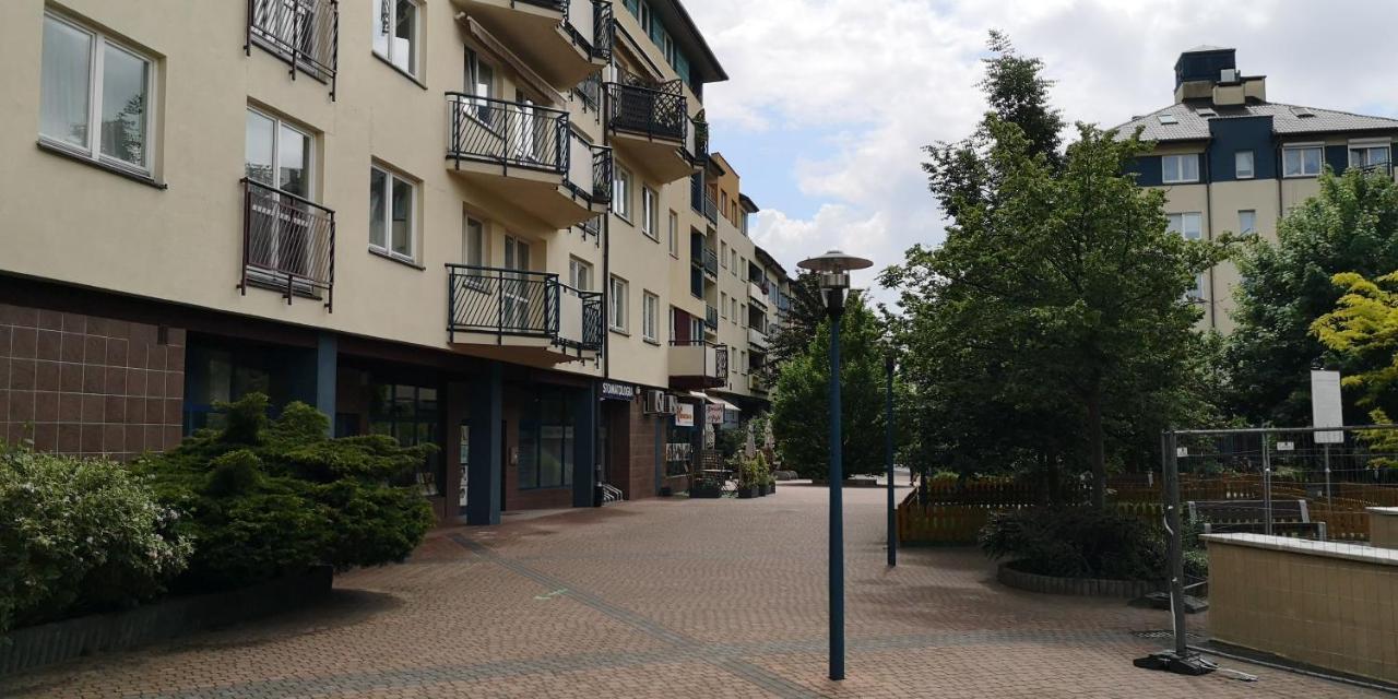 Classic Apartament Metro Kabaty Warschau Exterior foto